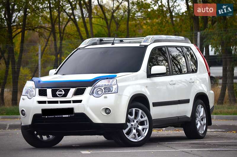 Внедорожник / Кроссовер Nissan X-Trail 2013 в Днепре