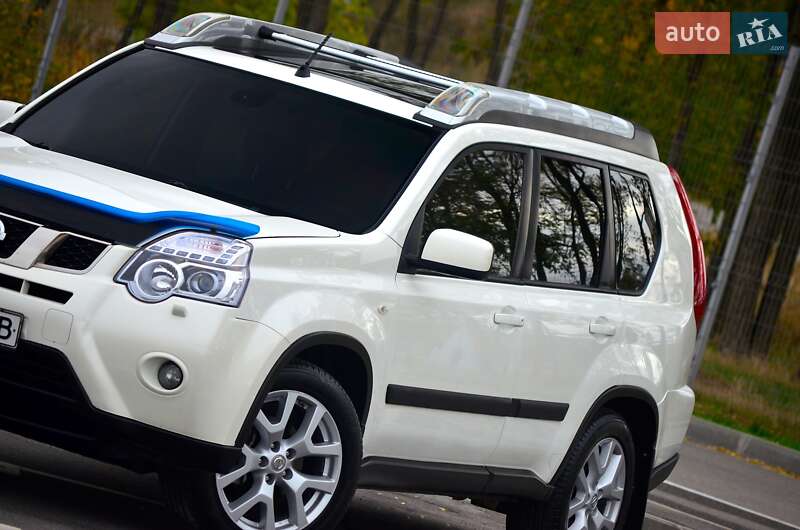 Внедорожник / Кроссовер Nissan X-Trail 2013 в Днепре