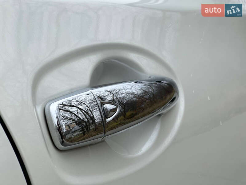 Внедорожник / Кроссовер Nissan X-Trail 2017 в Дрогобыче