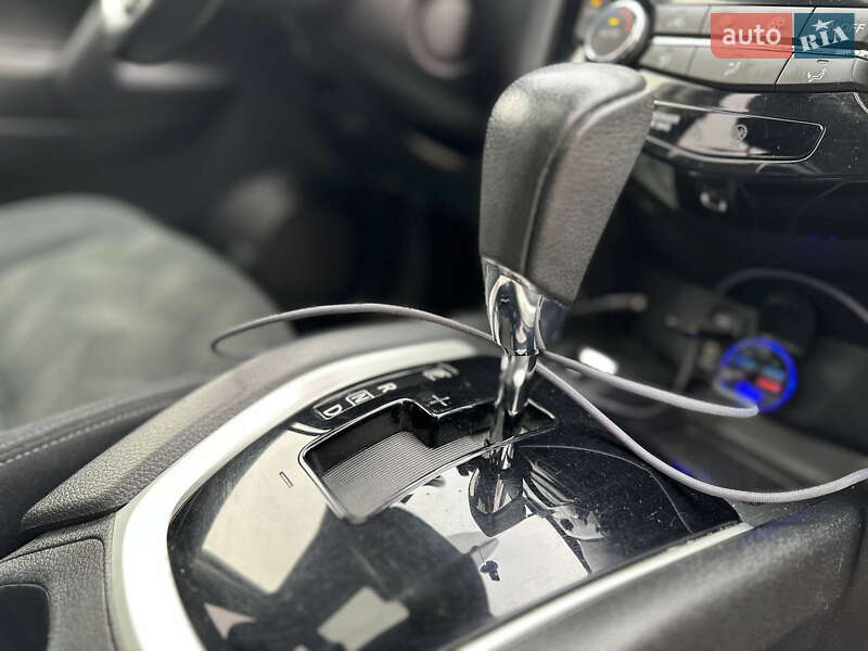 Внедорожник / Кроссовер Nissan X-Trail 2017 в Дрогобыче