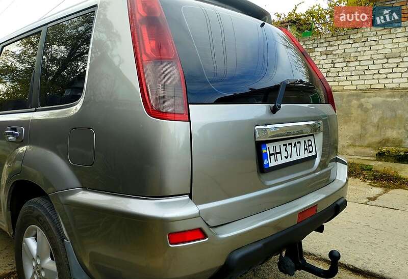 Внедорожник / Кроссовер Nissan X-Trail 2004 в Рени фото 5 Внедорожник / Кроссовер Nissan X-Trail 2004 в Рени