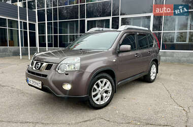 Позашляховик / Кросовер Nissan X-Trail 2011 в Харкові