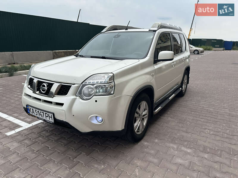 Внедорожник / Кроссовер Nissan X-Trail 2013 в Киеве фото 5 Внедорожник / Кроссовер Nissan X-Trail 2013 в Киеве