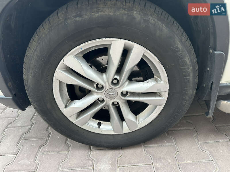 Внедорожник / Кроссовер Nissan X-Trail 2013 в Киеве фото 38 Внедорожник / Кроссовер Nissan X-Trail 2013 в Киеве