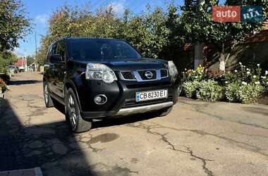Позашляховик / Кросовер Nissan X-Trail 2014 в Чернігові