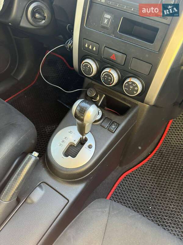 Позашляховик / Кросовер Nissan X-Trail 2014 в Чернігові