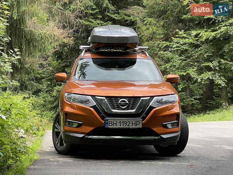 Позашляховик / Кросовер Nissan X-Trail 2017 в Одесі