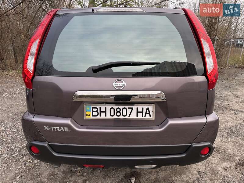 Позашляховик / Кросовер Nissan X-Trail 2012 в Києві