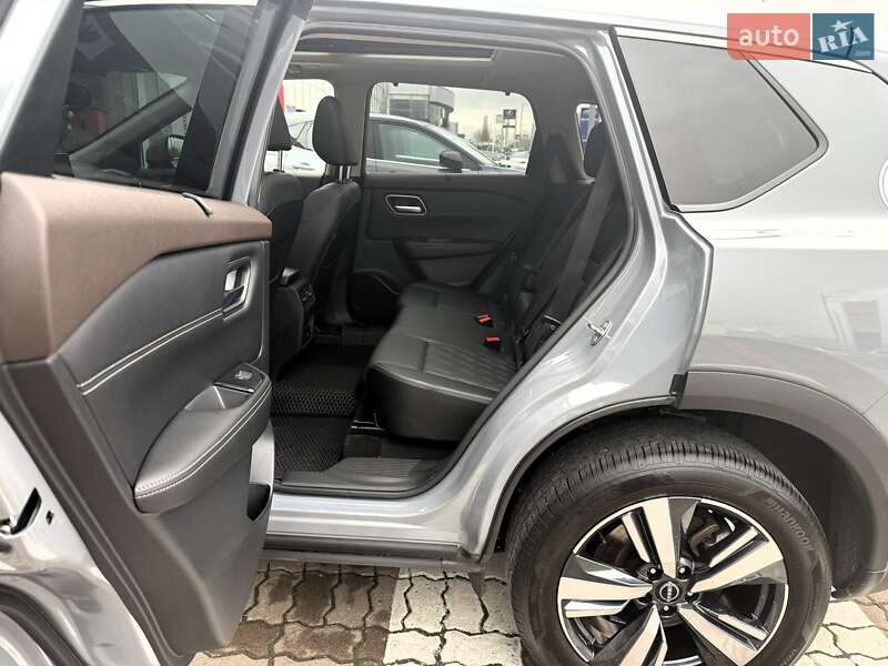 Внедорожник / Кроссовер Nissan X-Trail 2022 в Киеве