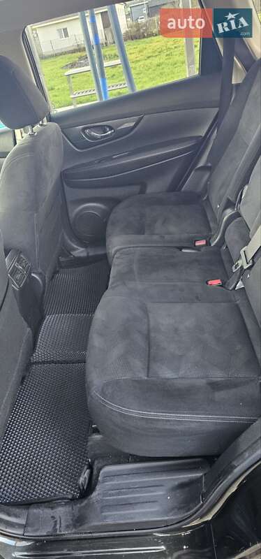 Позашляховик / Кросовер Nissan X-Trail 2017 в Луцьку