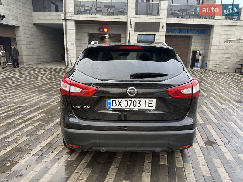 Позашляховик / Кросовер Nissan X-Trail 2015 в Старокостянтинові