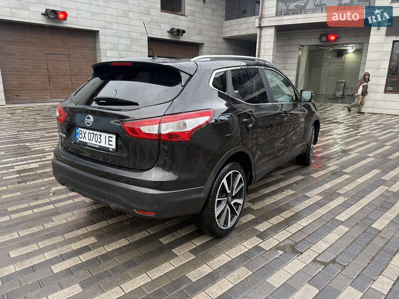 Позашляховик / Кросовер Nissan X-Trail 2015 в Старокостянтинові