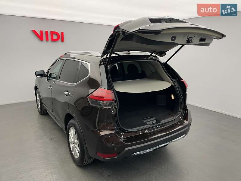 Внедорожник / Кроссовер Nissan X-Trail 2018 в Киеве фото 7 Внедорожник / Кроссовер Nissan X-Trail 2018 в Киеве