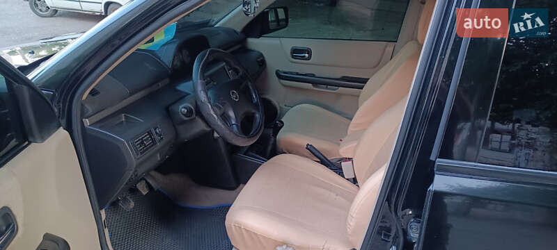 Внедорожник / Кроссовер Nissan X-Trail 2002 в Новом Буге фото 9 Внедорожник / Кроссовер Nissan X-Trail 2002 в Новом Буге