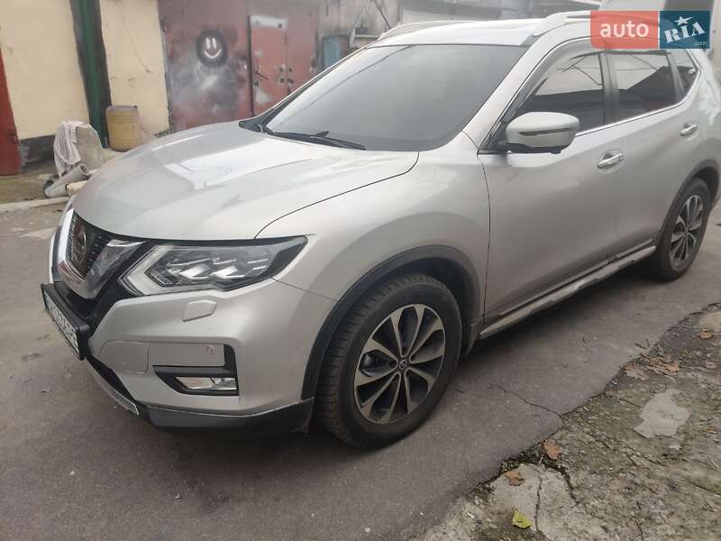 Внедорожник / Кроссовер Nissan X-Trail 2019 в Одессе