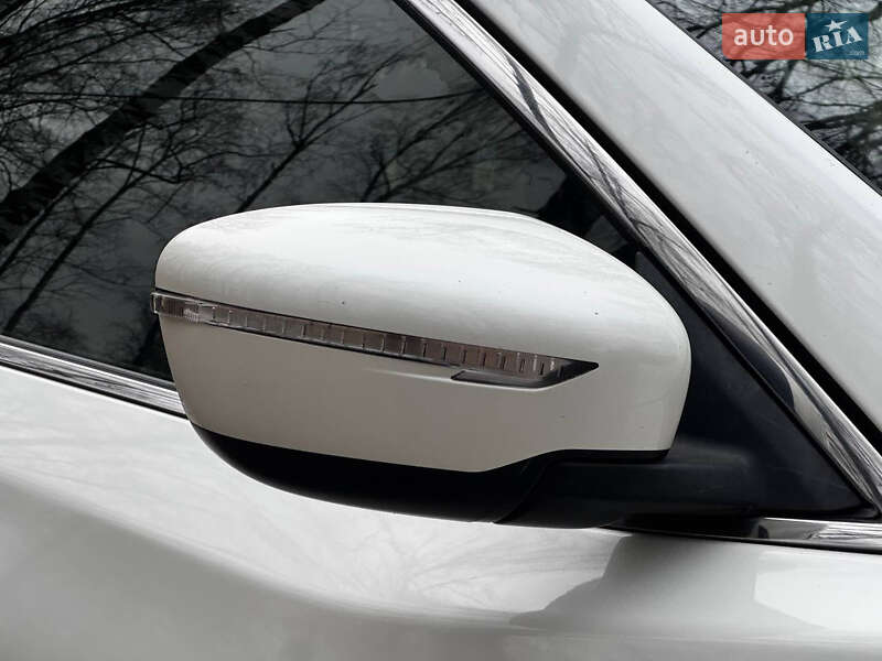 Внедорожник / Кроссовер Nissan X-Trail 2017 в Ахтырке фото 12 Внедорожник / Кроссовер Nissan X-Trail 2017 в Ахтырке