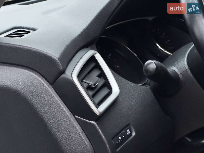 Внедорожник / Кроссовер Nissan X-Trail 2017 в Ахтырке фото 36 Внедорожник / Кроссовер Nissan X-Trail 2017 в Ахтырке