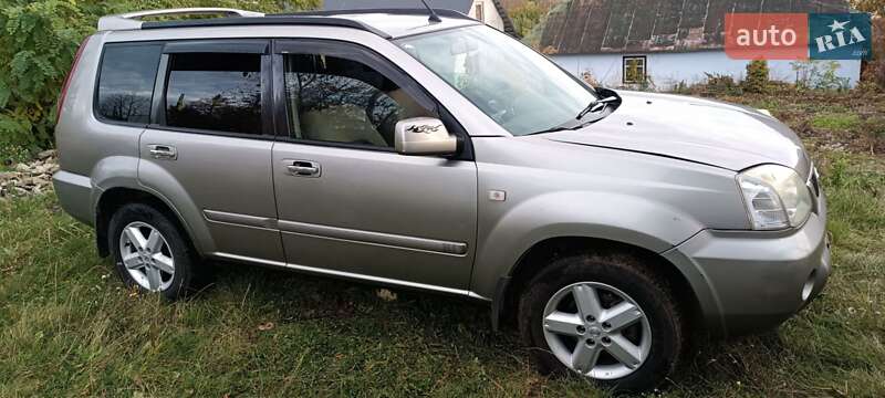 Внедорожник / Кроссовер Nissan X-Trail 2005 в Чорткове