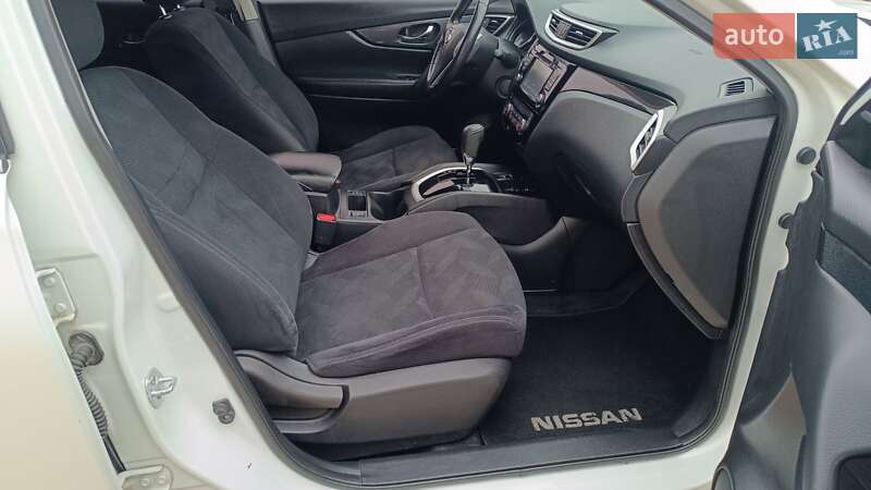 Внедорожник / Кроссовер Nissan X-Trail 2015 в Киеве фото 6 Внедорожник / Кроссовер Nissan X-Trail 2015 в Киеве