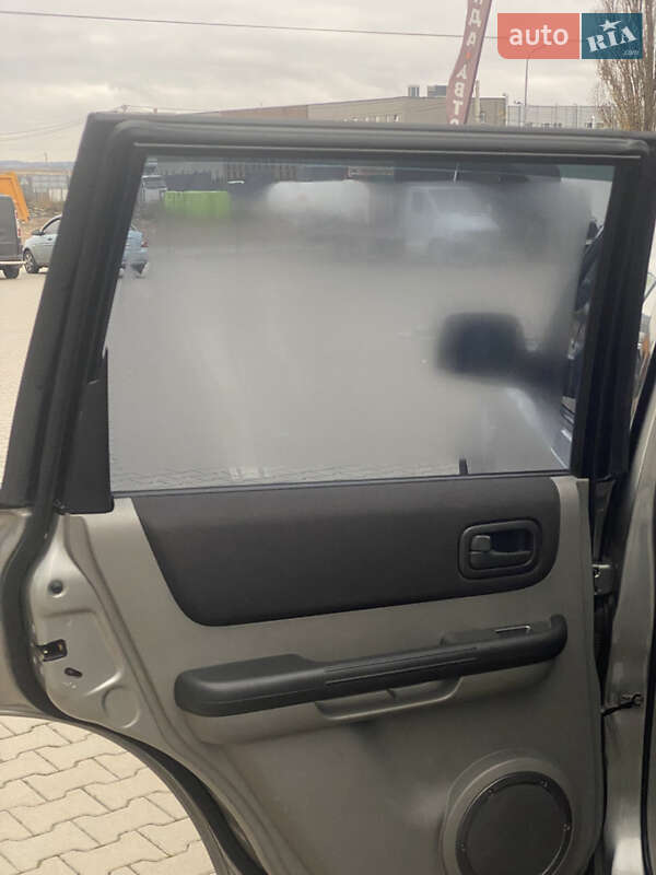 Внедорожник / Кроссовер Nissan X-Trail 2004 в Киеве