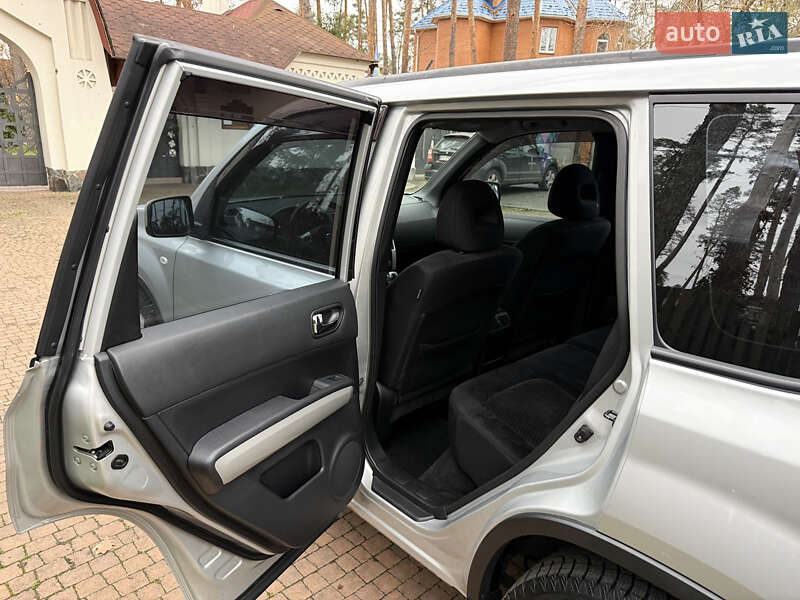 Внедорожник / Кроссовер Nissan X-Trail 2011 в Киеве фото 15 Внедорожник / Кроссовер Nissan X-Trail 2011 в Киеве