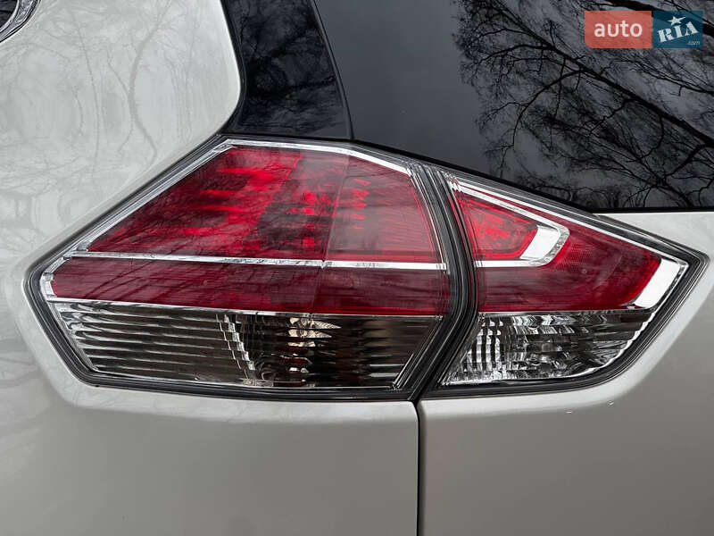 Внедорожник / Кроссовер Nissan X-Trail 2017 в Ахтырке