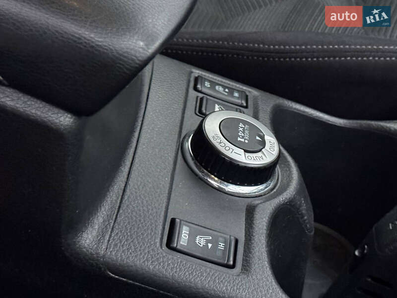 Внедорожник / Кроссовер Nissan X-Trail 2017 в Ахтырке