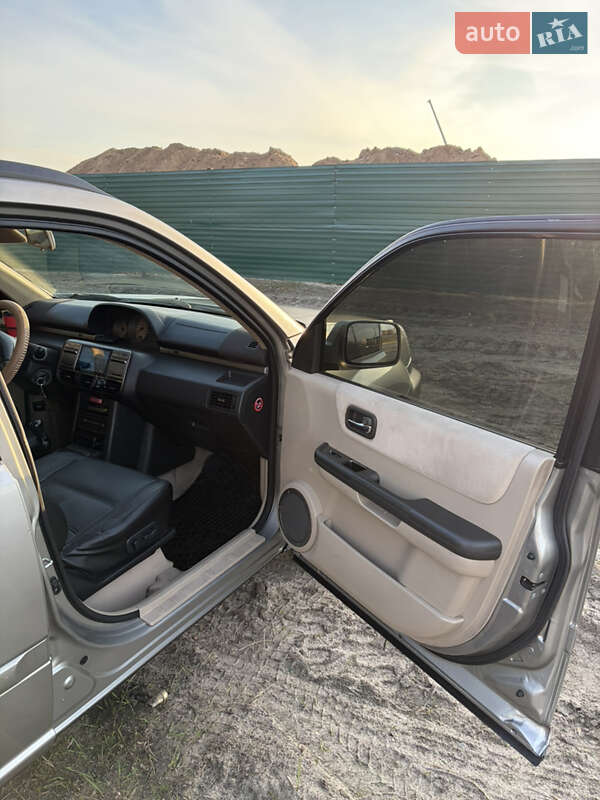 Внедорожник / Кроссовер Nissan X-Trail 2002 в Буче фото 5 Внедорожник / Кроссовер Nissan X-Trail 2002 в Буче