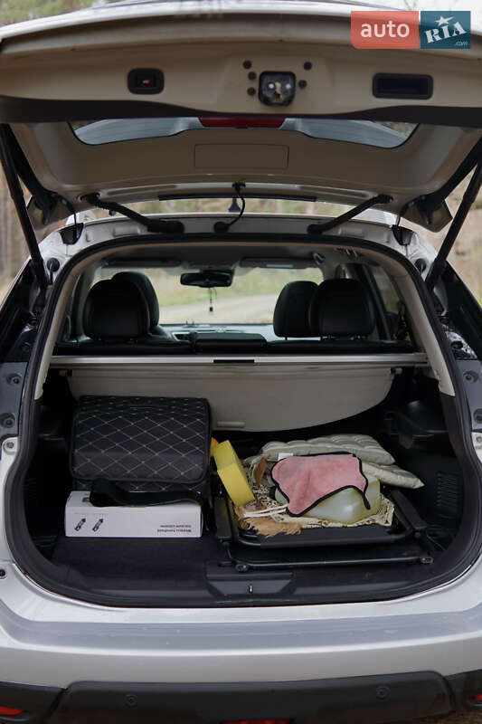 Внедорожник / Кроссовер Nissan X-Trail 2016 в Киеве фото 8 Внедорожник / Кроссовер Nissan X-Trail 2016 в Киеве