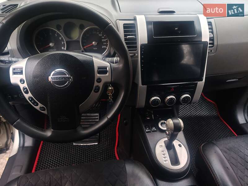 Внедорожник / Кроссовер Nissan X-Trail 2008 в Ромнах