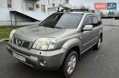 Внедорожник / Кроссовер Nissan X-Trail 2005 в Лысянке