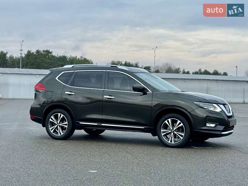 Позашляховик / Кросовер Nissan X-Trail 2017 в Києві фото 9 Позашляховик / Кросовер Nissan X-Trail 2017 в Києві