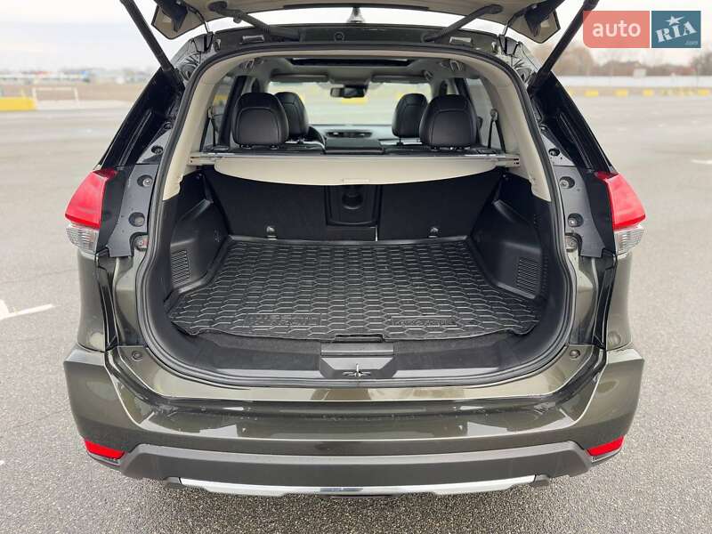 Позашляховик / Кросовер Nissan X-Trail 2017 в Києві фото 30 Позашляховик / Кросовер Nissan X-Trail 2017 в Києві