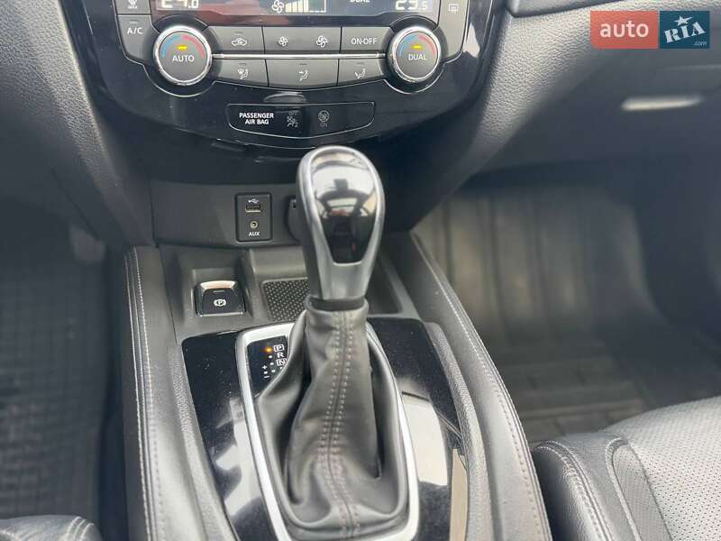 Позашляховик / Кросовер Nissan X-Trail 2017 в Києві фото 34 Позашляховик / Кросовер Nissan X-Trail 2017 в Києві