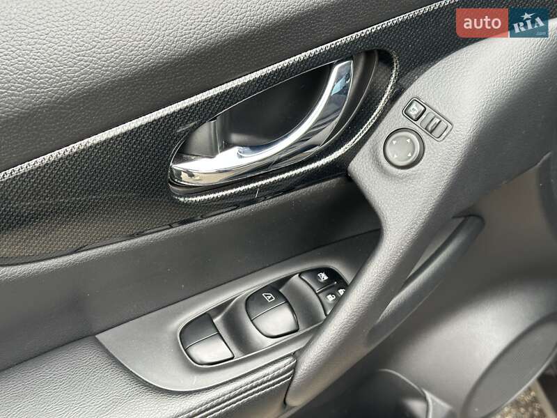 Внедорожник / Кроссовер Nissan X-Trail 2017 в Киеве фото 21 Внедорожник / Кроссовер Nissan X-Trail 2017 в Киеве