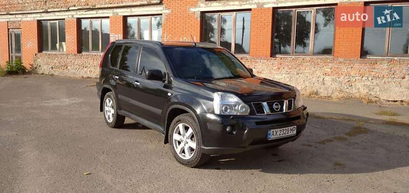 Внедорожник / Кроссовер Nissan X-Trail 2008 в Чугуеве