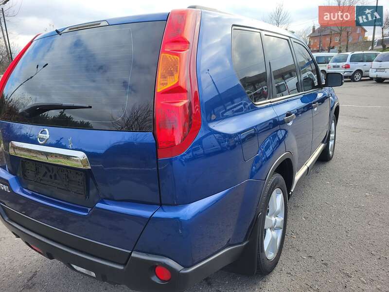 Внедорожник / Кроссовер Nissan X-Trail 2007 в Хмельницком