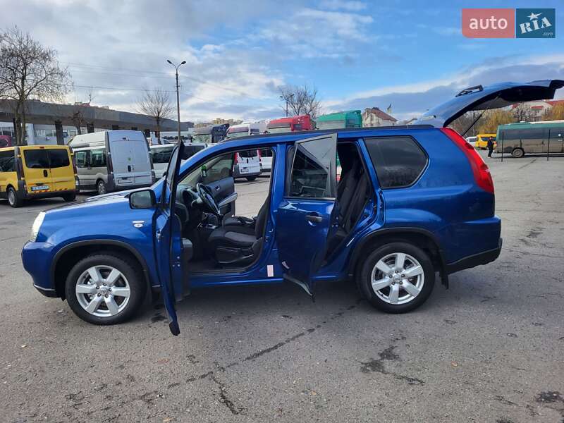 Внедорожник / Кроссовер Nissan X-Trail 2007 в Хмельницком