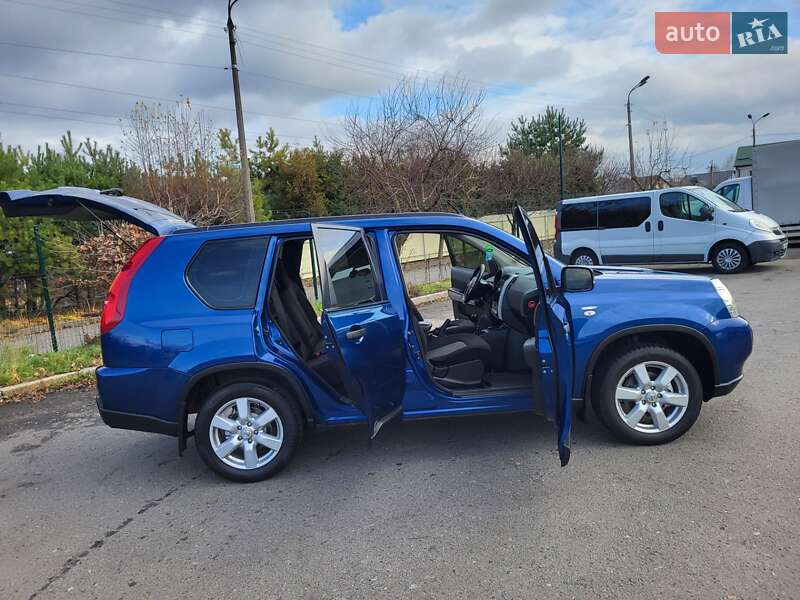 Внедорожник / Кроссовер Nissan X-Trail 2007 в Хмельницком