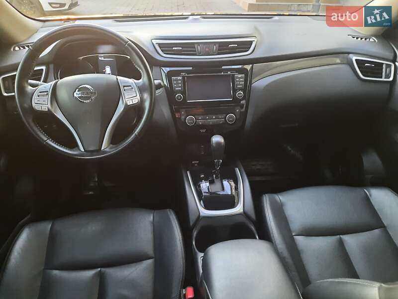 Внедорожник / Кроссовер Nissan X-Trail 2016 в Виннице