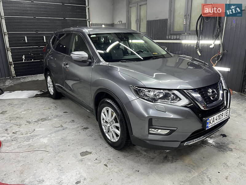 Внедорожник / Кроссовер Nissan X-Trail 2019 в Ирпене