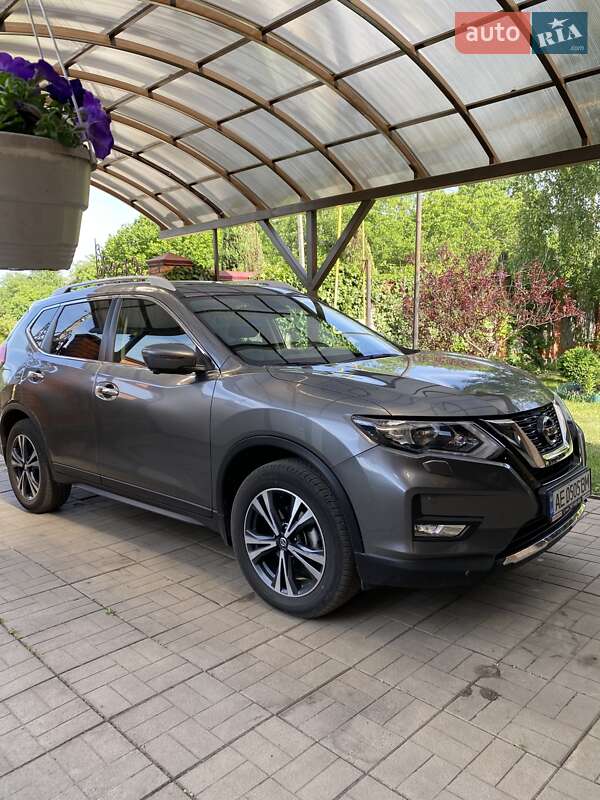 Внедорожник / Кроссовер Nissan X-Trail 2021 в Днепре
