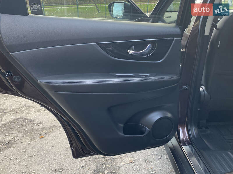 Внедорожник / Кроссовер Nissan X-Trail 2021 в Ромнах