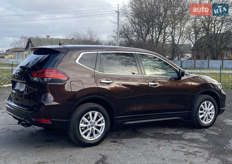 Внедорожник / Кроссовер Nissan X-Trail 2021 в Ромнах