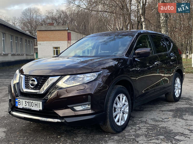 Внедорожник / Кроссовер Nissan X-Trail 2021 в Ромнах