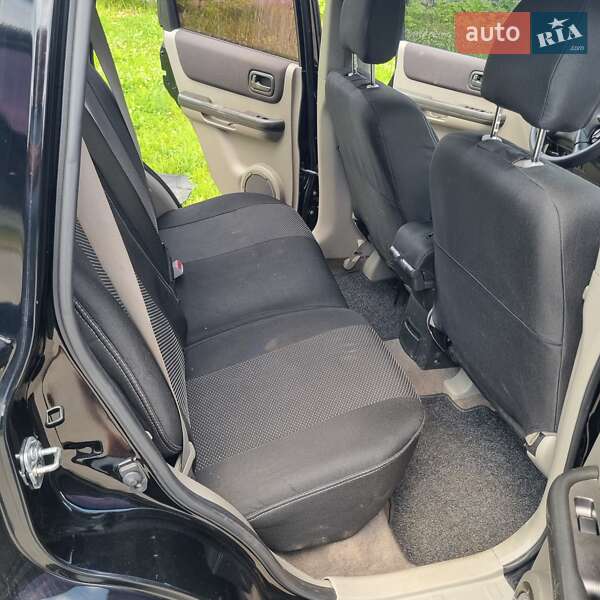Внедорожник / Кроссовер Nissan X-Trail 2005 в Калуше фото 8 Внедорожник / Кроссовер Nissan X-Trail 2005 в Калуше