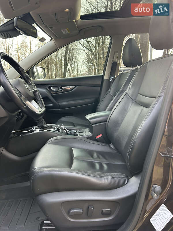 Внедорожник / Кроссовер Nissan X-Trail 2017 в Днепре