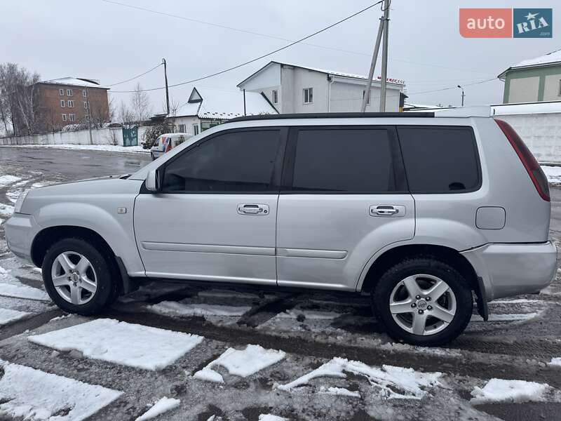 Внедорожник / Кроссовер Nissan X-Trail 2004 в Ровно