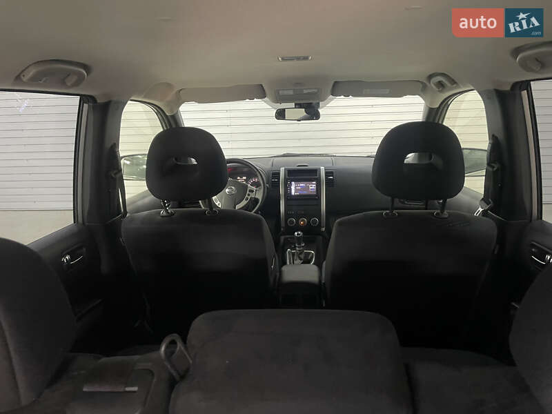 Внедорожник / Кроссовер Nissan X-Trail 2012 в Стрые