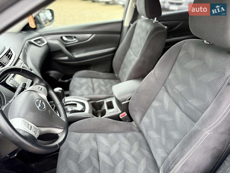 Внедорожник / Кроссовер Nissan X-Trail 2014 в Калуше